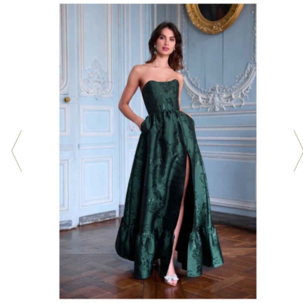 V. Chapman Strapless Green Dress